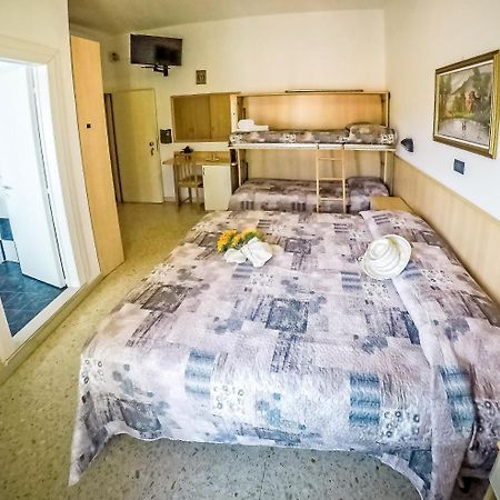 Hotel Trianon Bellaria-Igea Marina Ngoại thất bức ảnh