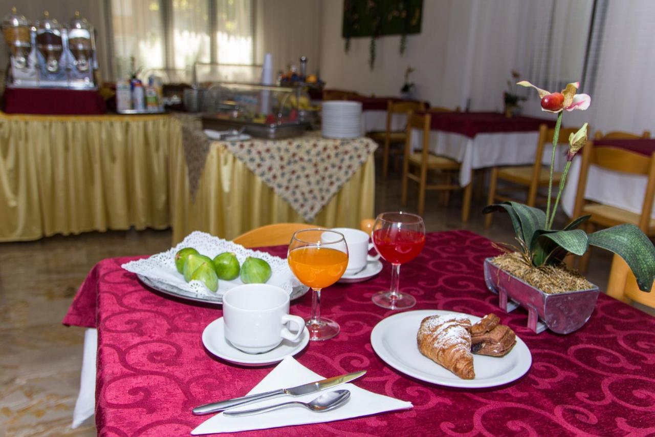 Hotel Trianon Bellaria-Igea Marina Ngoại thất bức ảnh