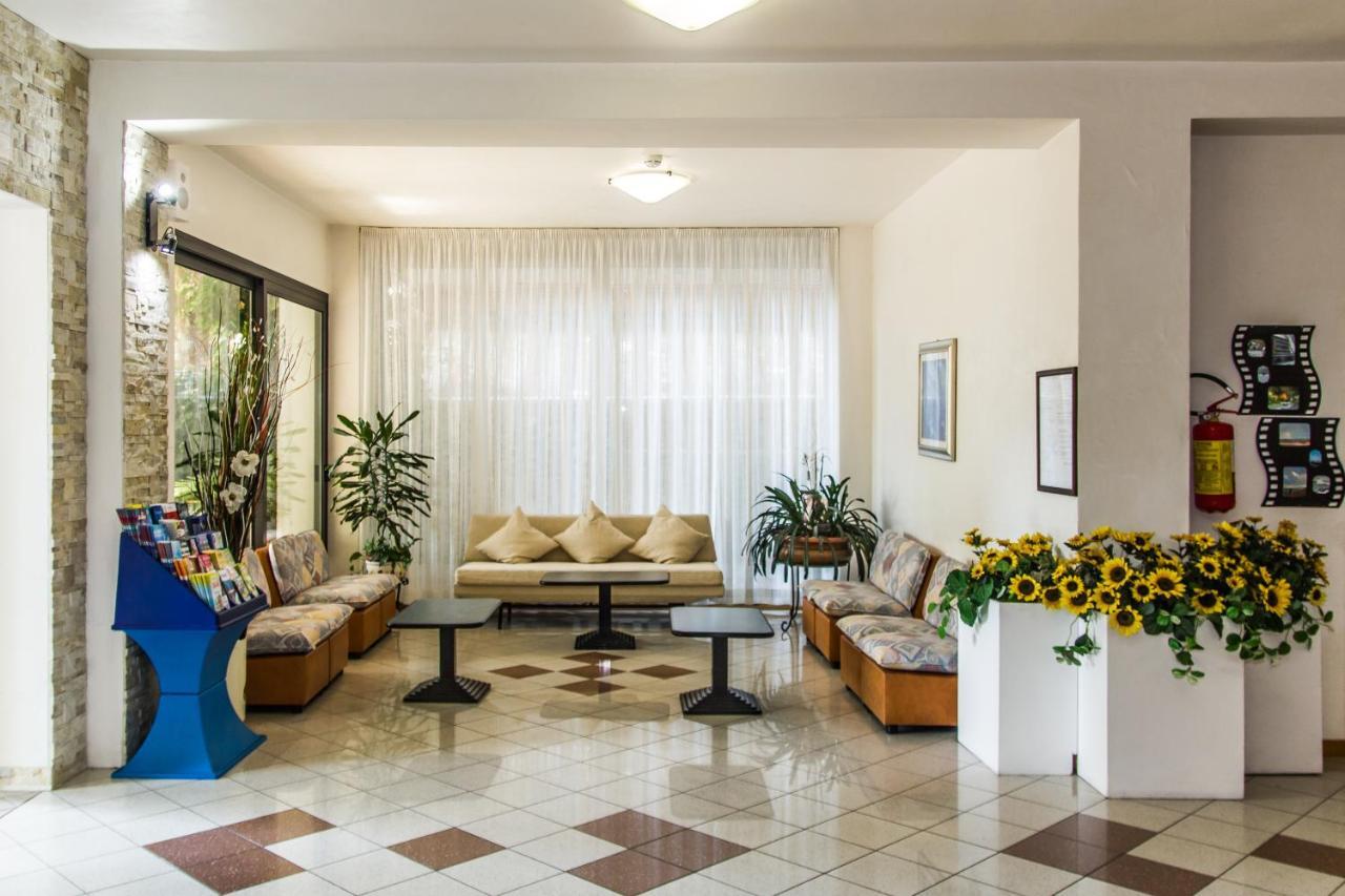 Hotel Trianon Bellaria-Igea Marina Ngoại thất bức ảnh